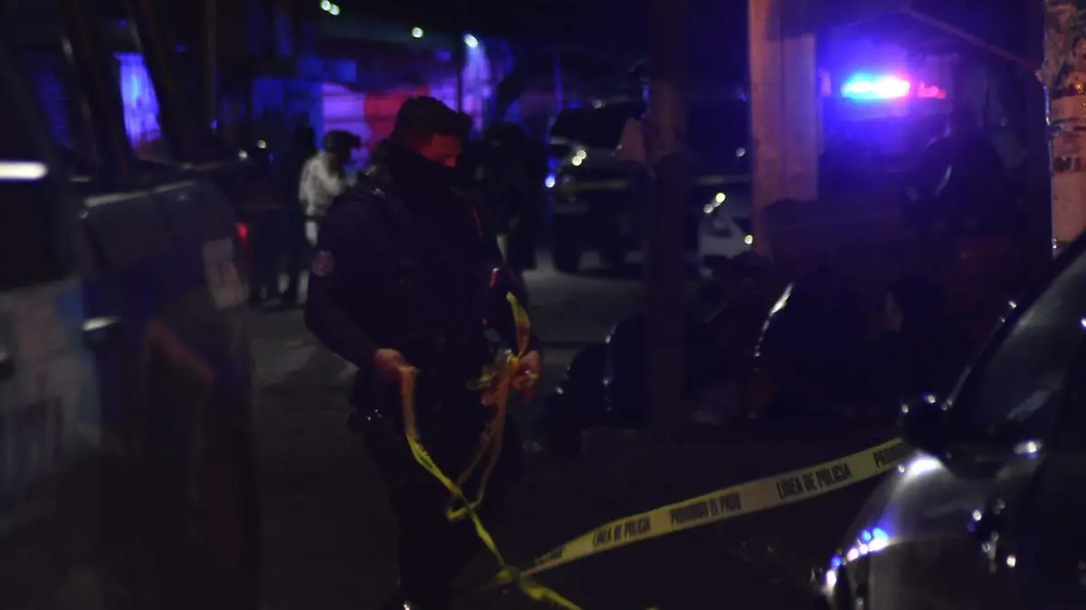 Asesinan a un hombre que recolectaba botellas en el tianguis de La Lagunilla